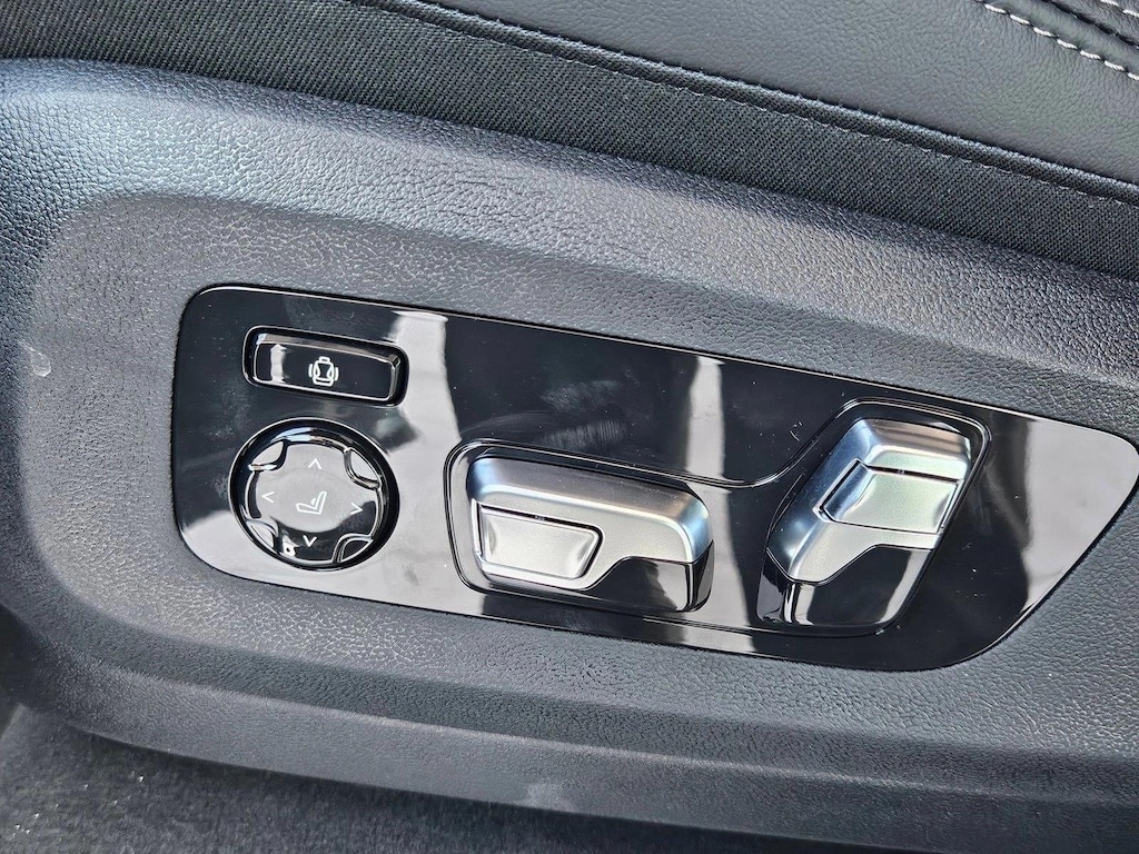 New 2026 BMW X5 PHEV xDrive50e SUV