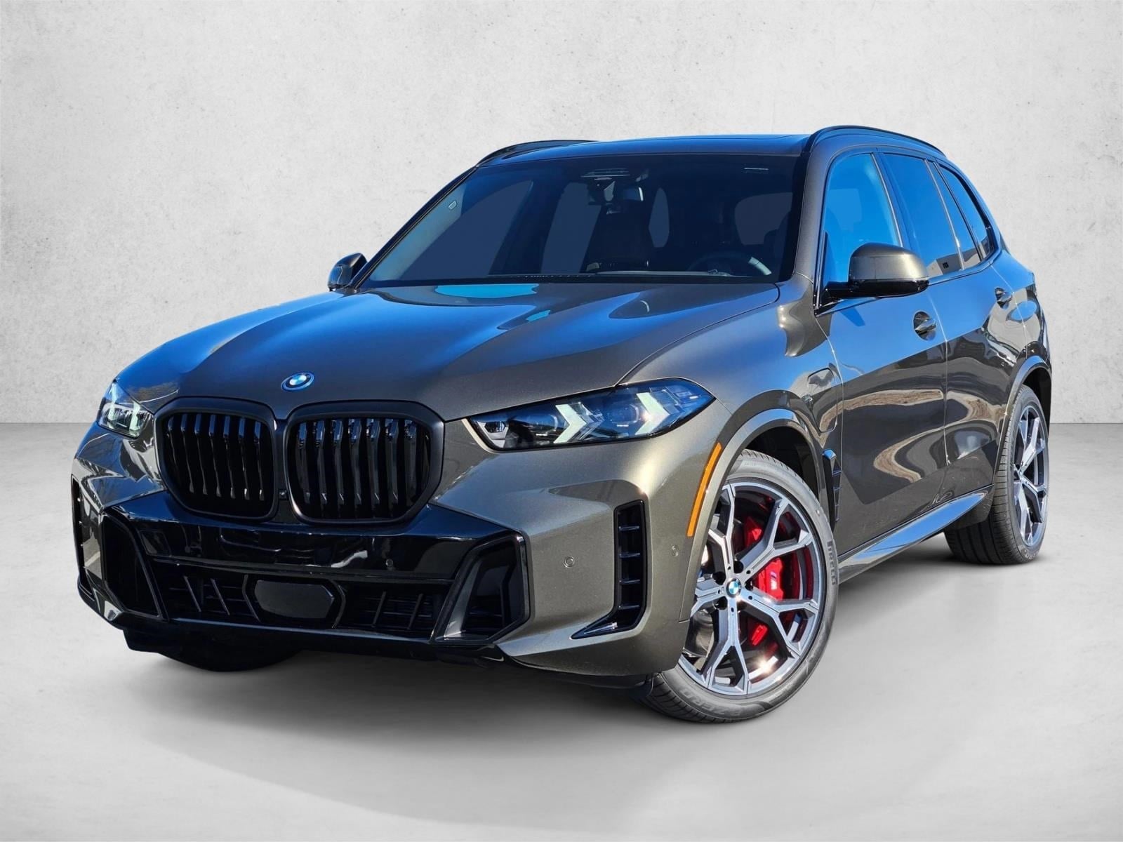 2026 BMW X5 50e's photo