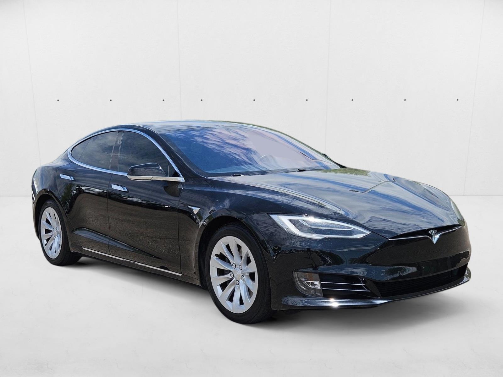 2018 Tesla Model S photo 2