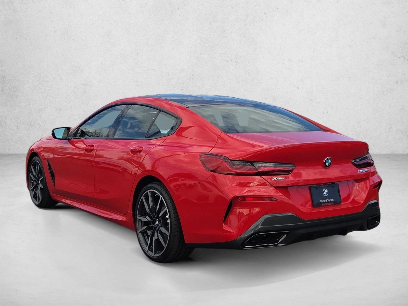 2026 BMW 8 Series M850i - Photo 9