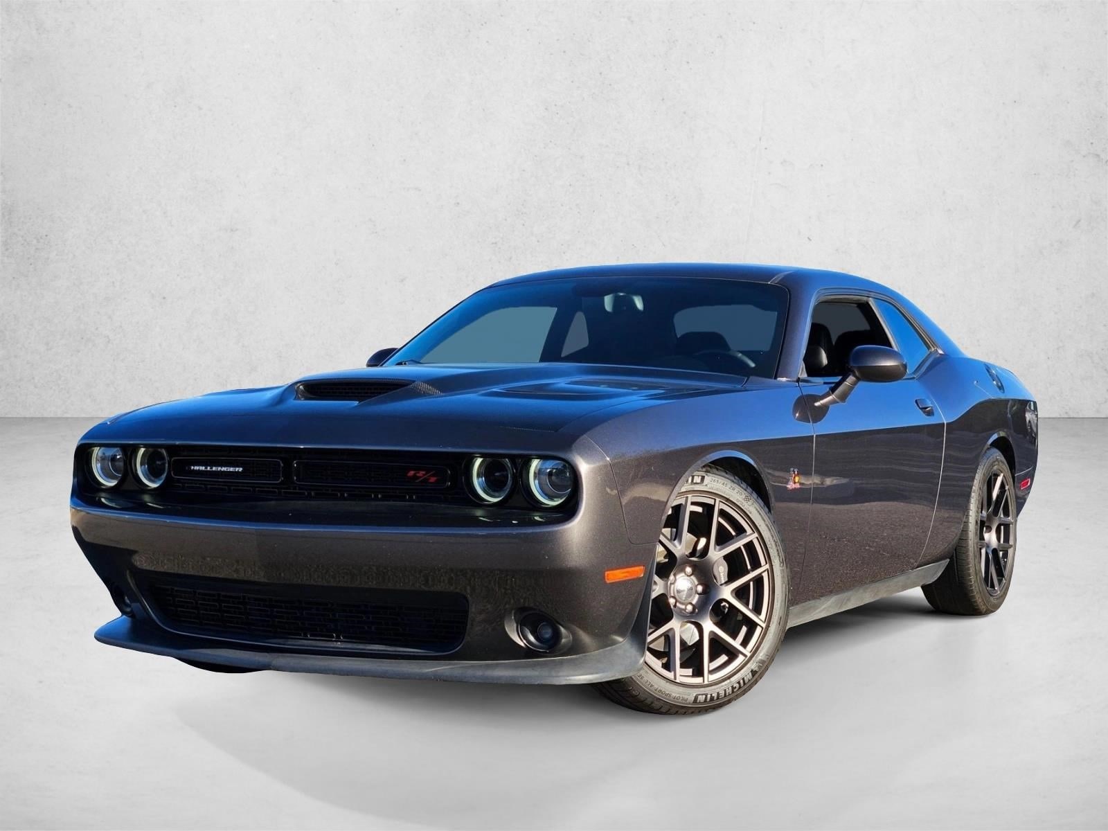 2016 Dodge Challenger Scat Pack's photo