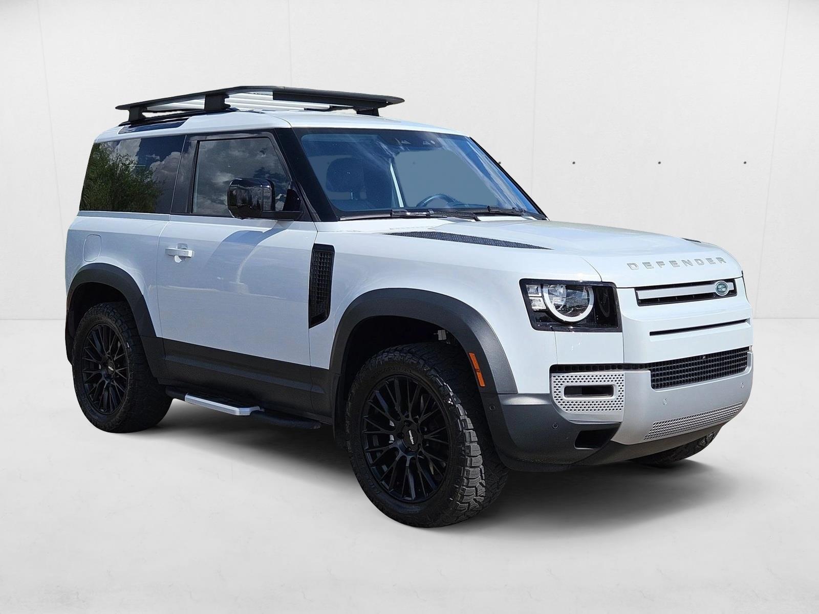 2022 Land Rover Defender S photo 3