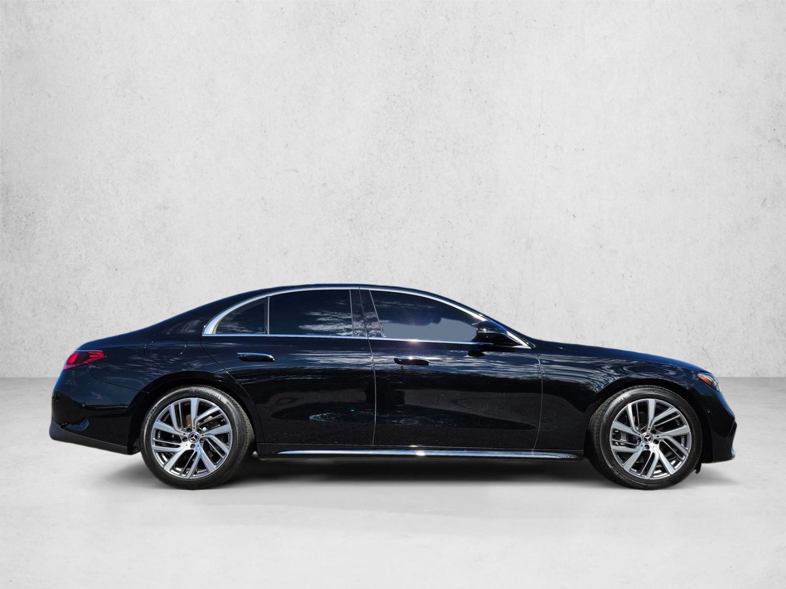 2024 Mercedes Benz E 350 4MATIC photo 4