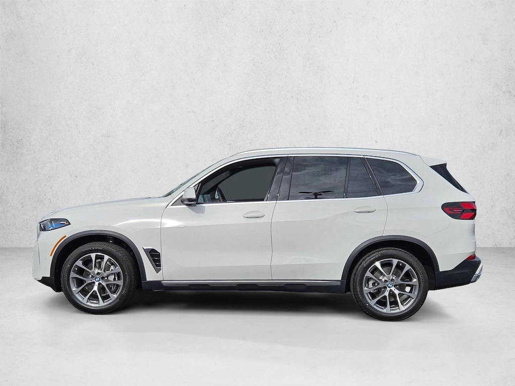 New 2026 BMW X5 sDrive40i SUV