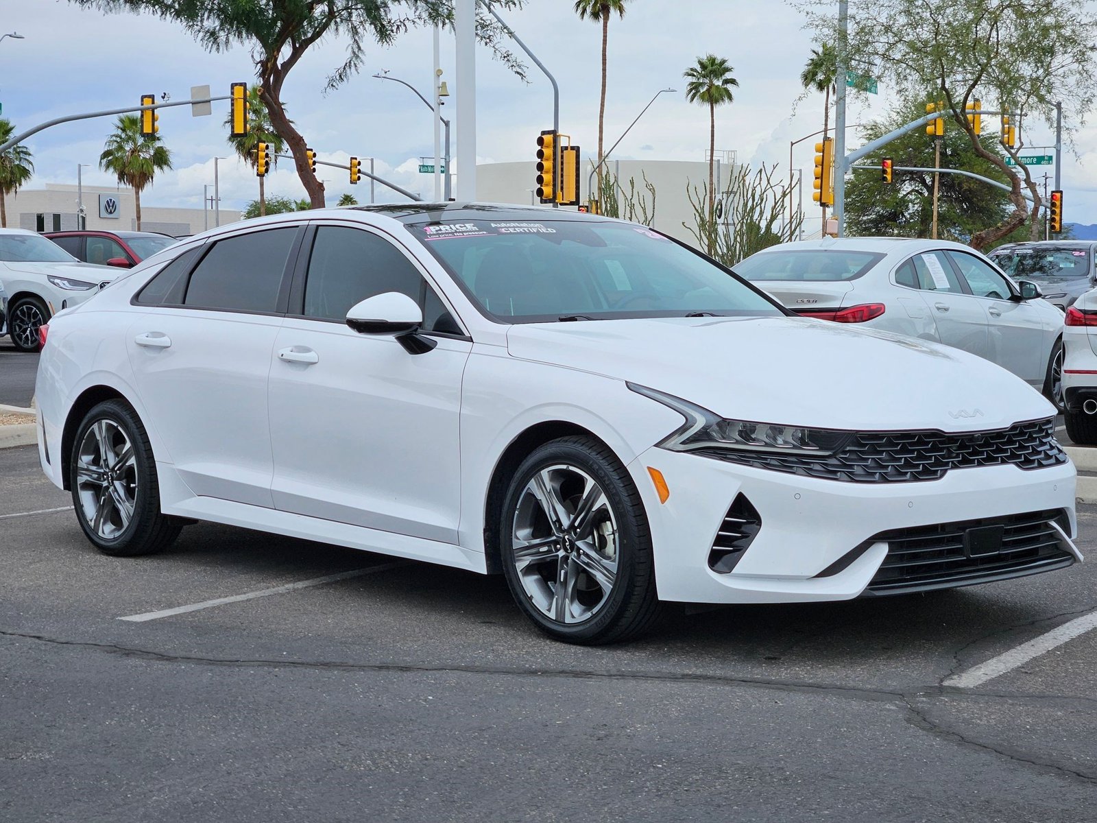 2024 Kia K5 EX photo 3