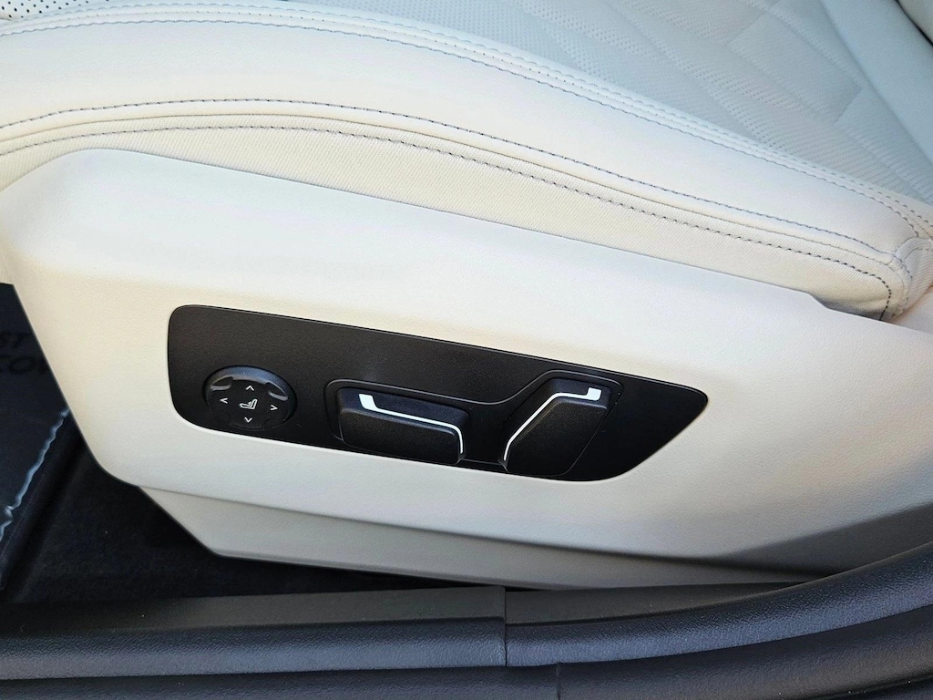 New 2026 BMW 530i Sedan