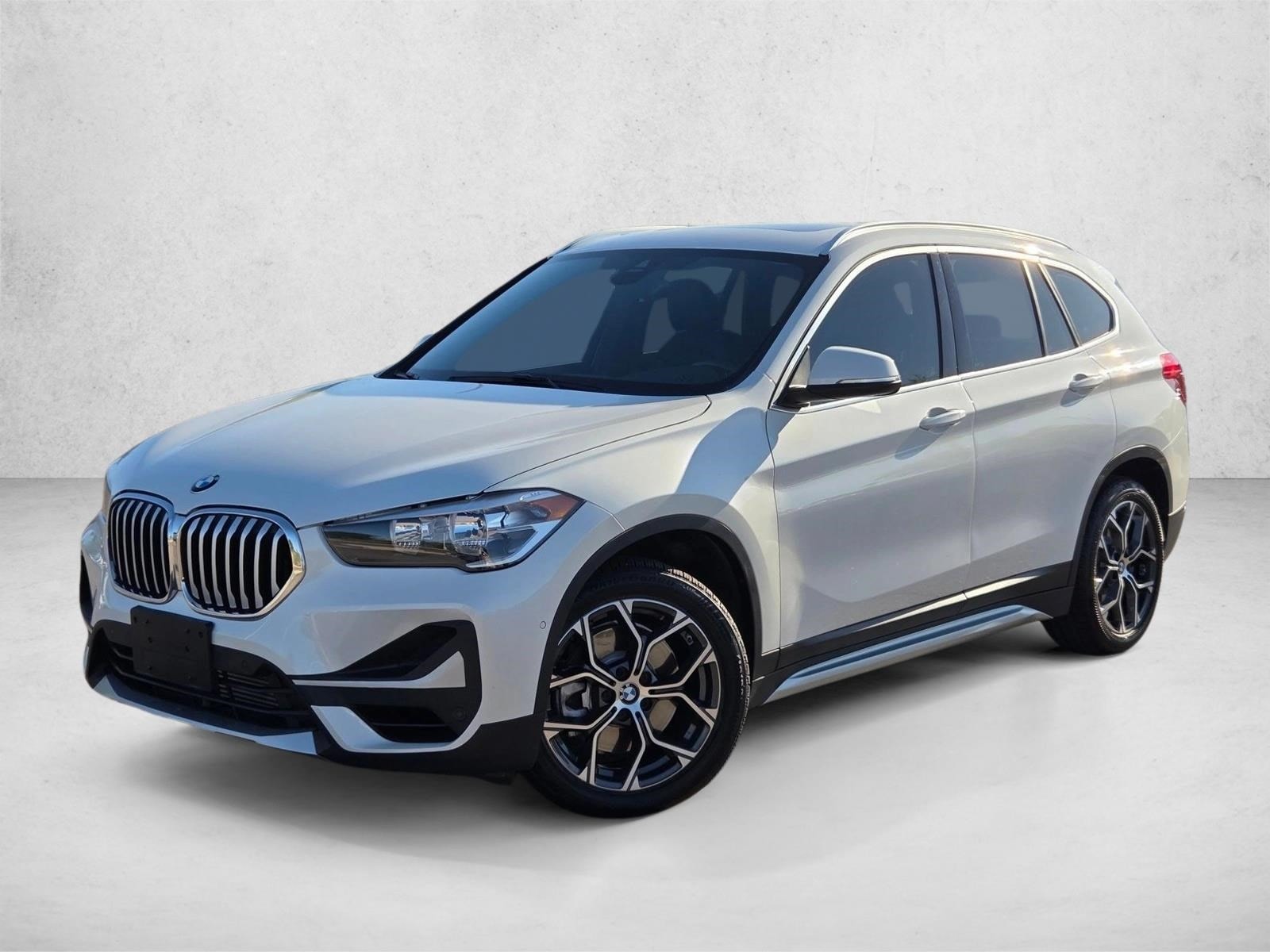 2021 BMW X1 xDrive28i's photo