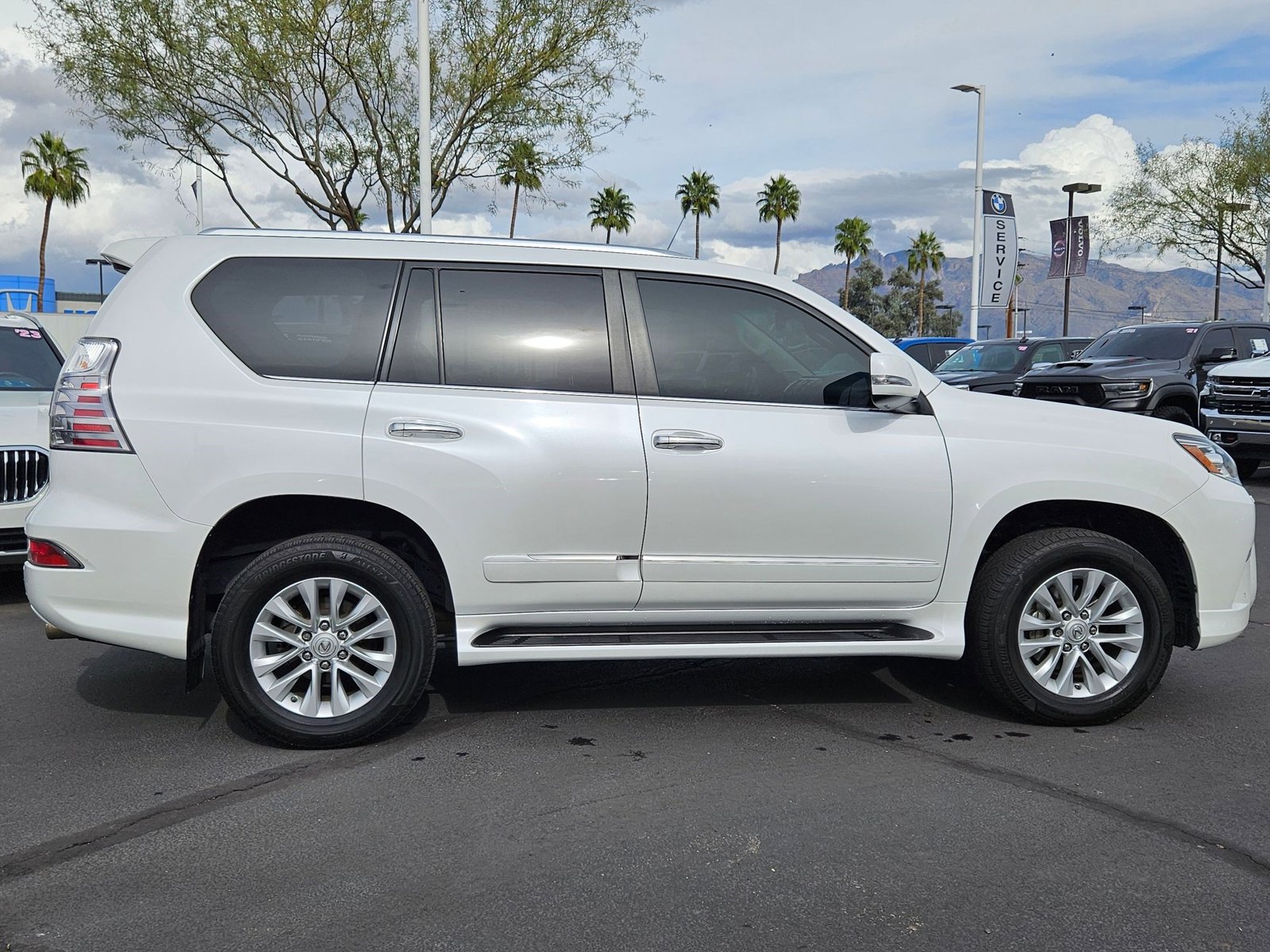 2015 Lexus GX 460 photo 4