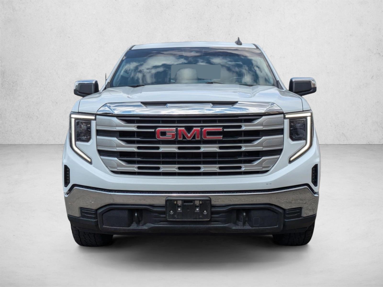 2022 Gmc Sierra 1500 SLE photo 2