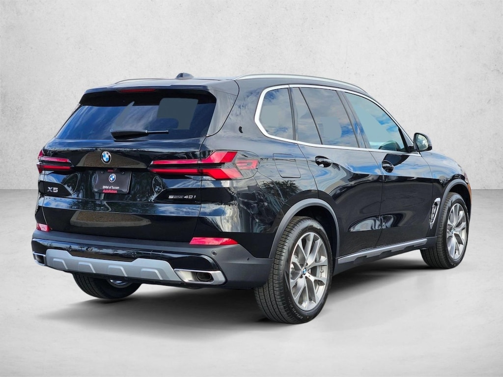 New 2026 BMW X5 sDrive40i SUV
