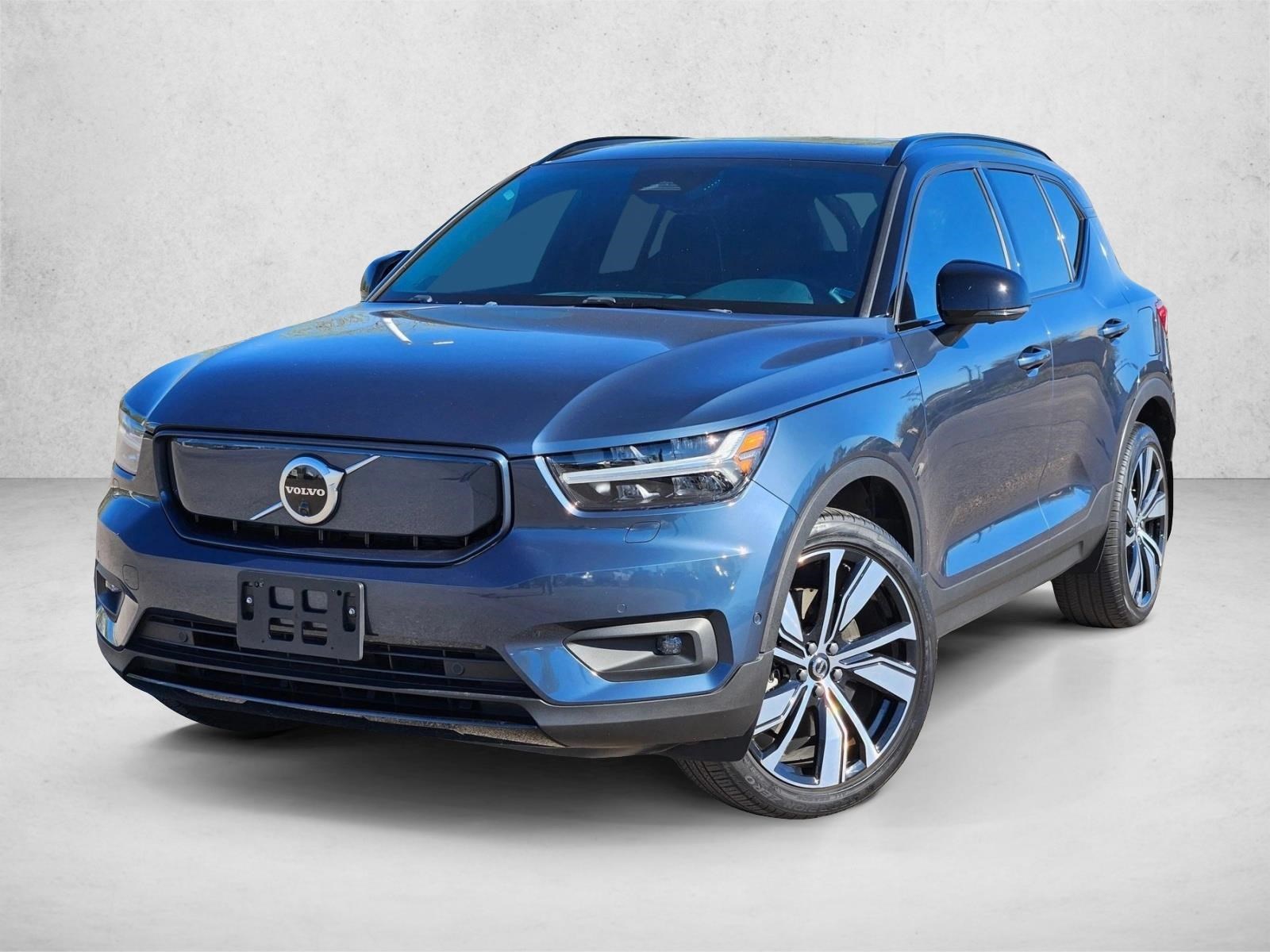 2022 Volvo XC40 Plus
