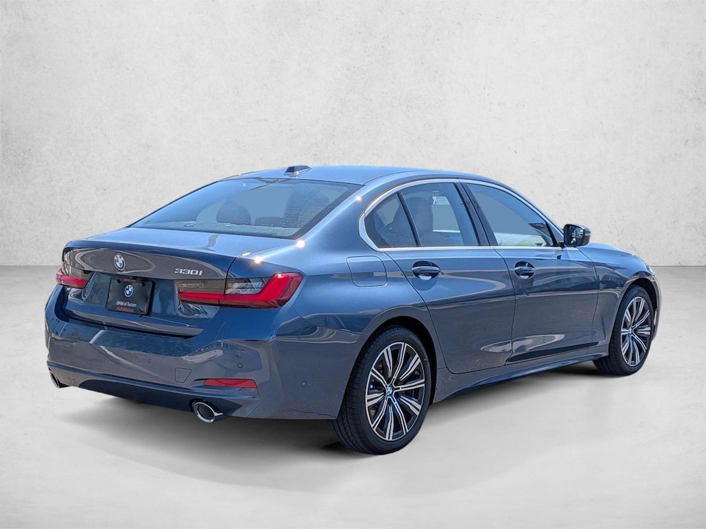 New 2026 BMW 330i Sedan