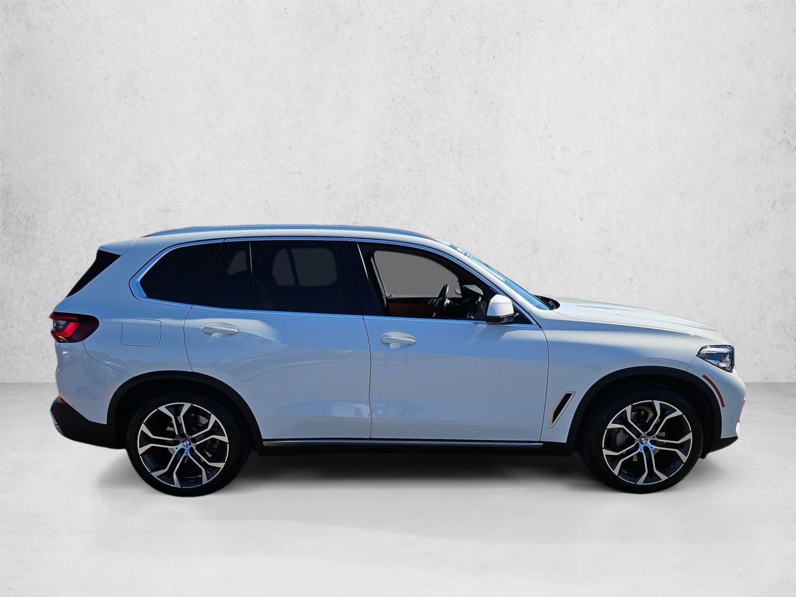 Used 2023 BMW X5 sDrive40i SUV