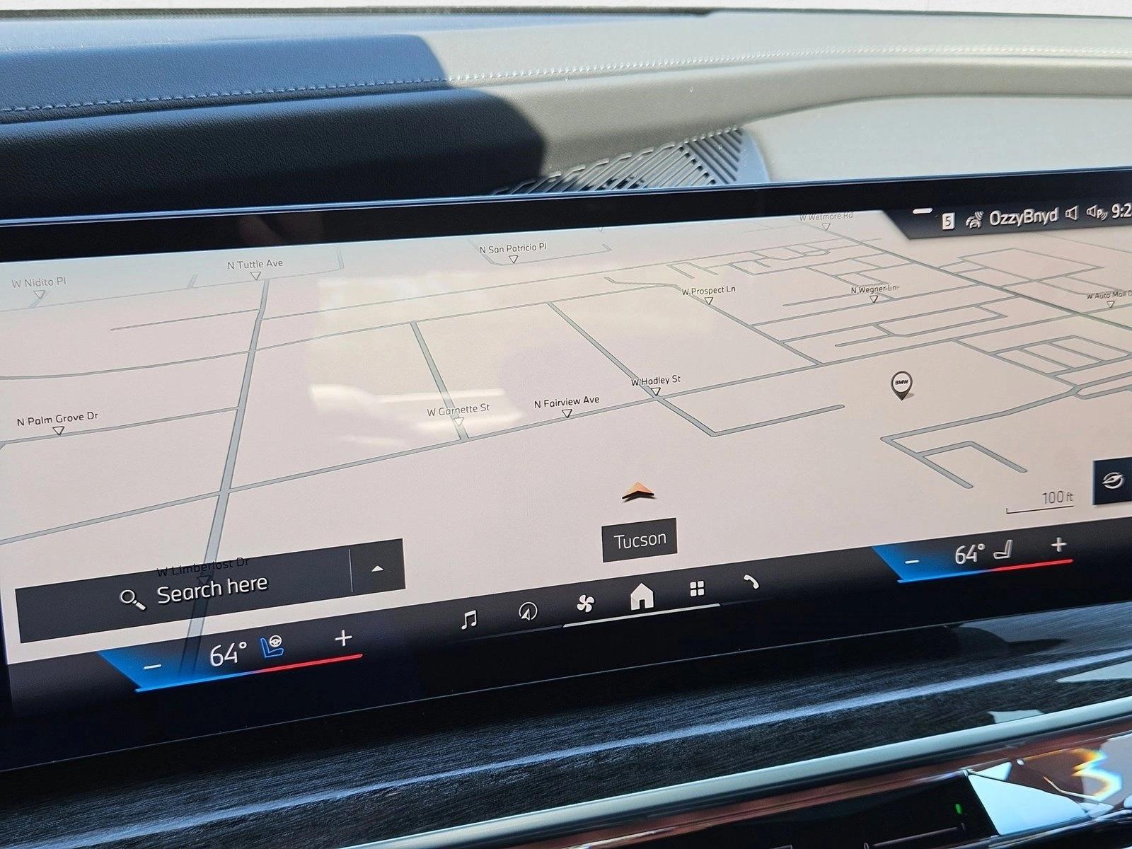 2025 BMW 7 Series 760i - Photo 14