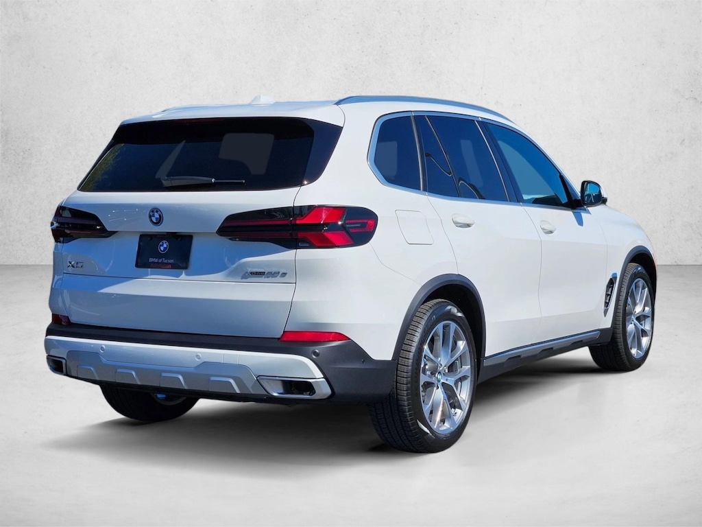New 2026 BMW X5 PHEV xDrive50e SUV