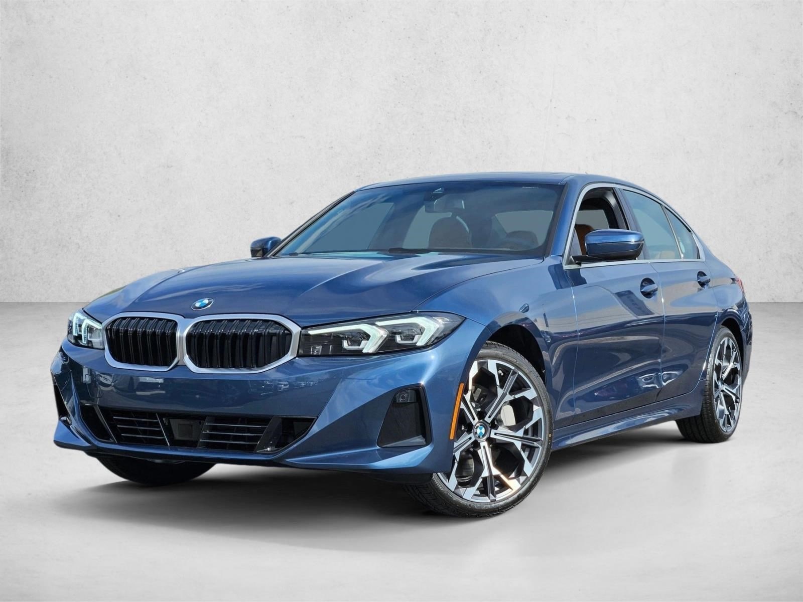 2026 BMW 3 Series 330i's photo