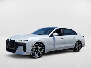 2025 BMW 740i Sedan