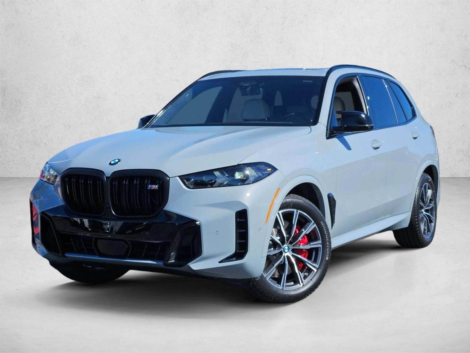 2026 BMW X5 M60i's photo