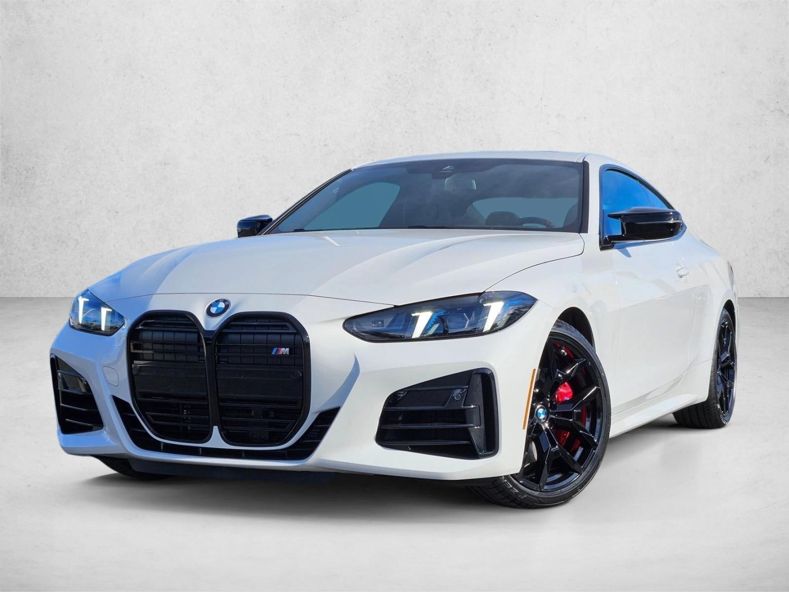 2026 BMW 4 Series M440i's photo