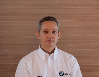 Staff member James Jones from ID_ade7f8eab2b6