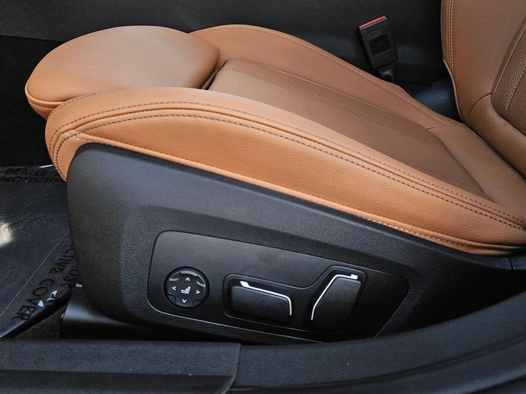 New 2026 BMW 330i Sedan