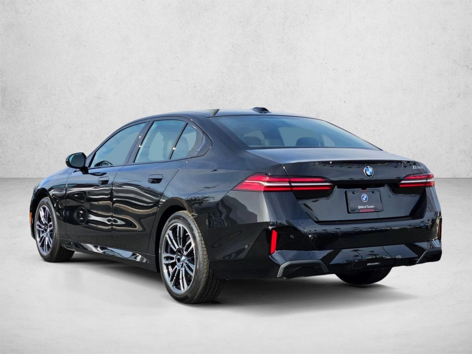 2026 BMW 5 Series 530i - Photo 9