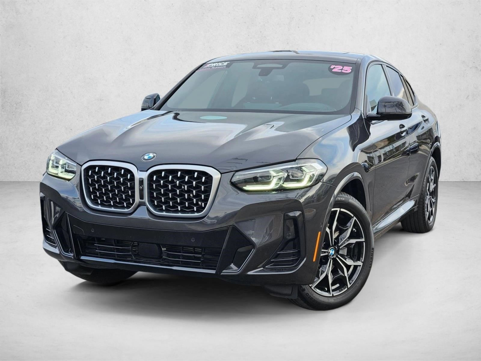 2025 BMW X4 30i's photo