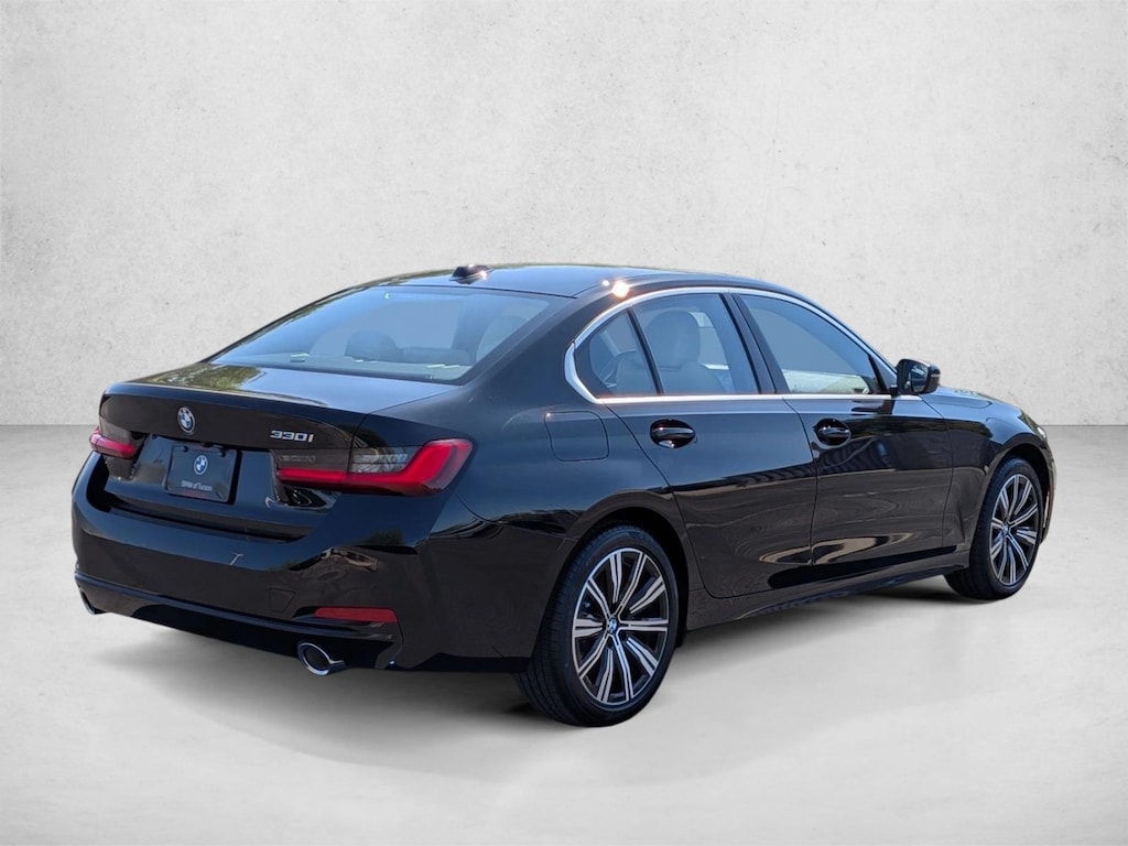 New 2026 BMW 330i Sedan
