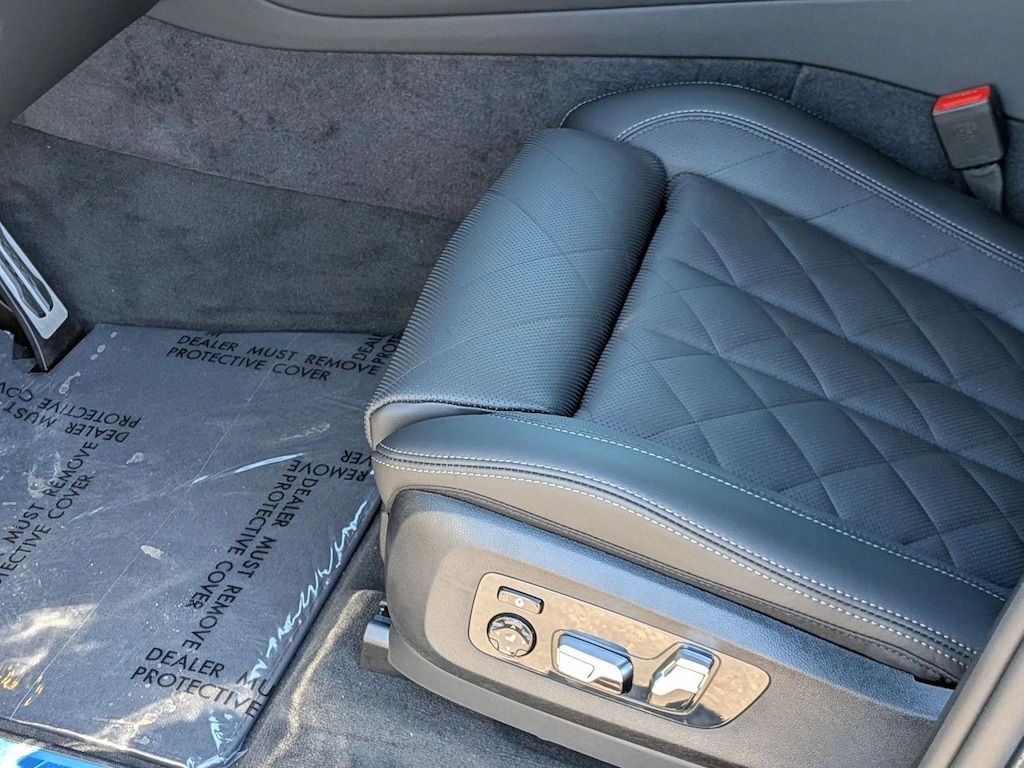 New 2026 BMW X5 M60i SUV