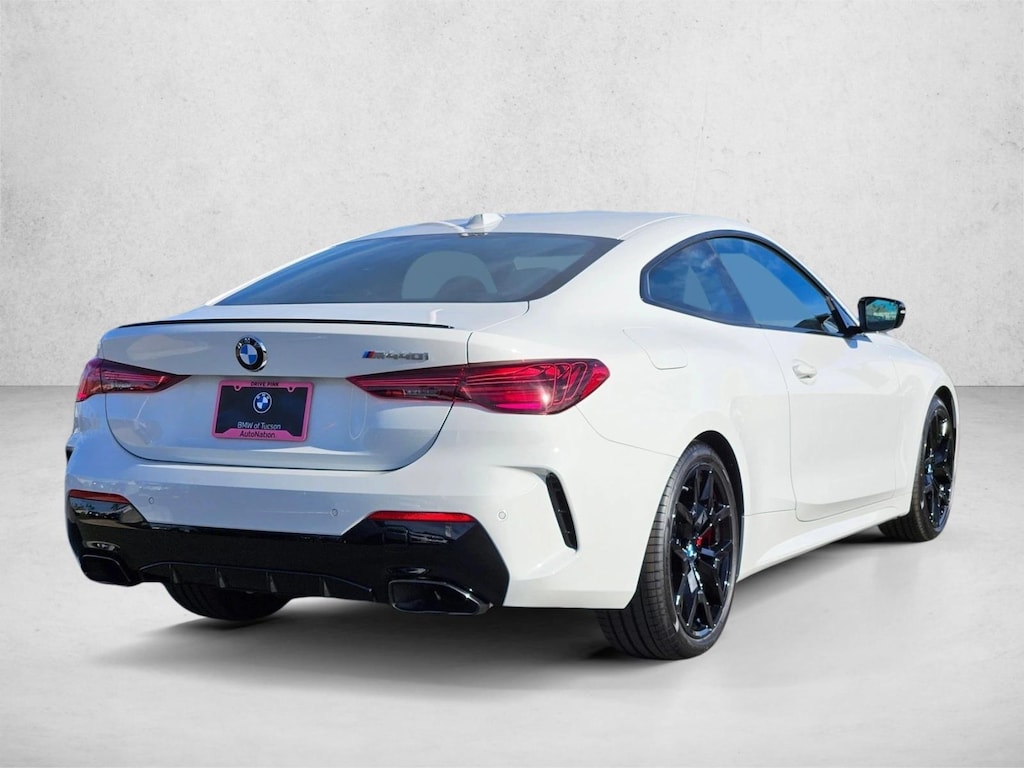New 2026 BMW M440i Coupe