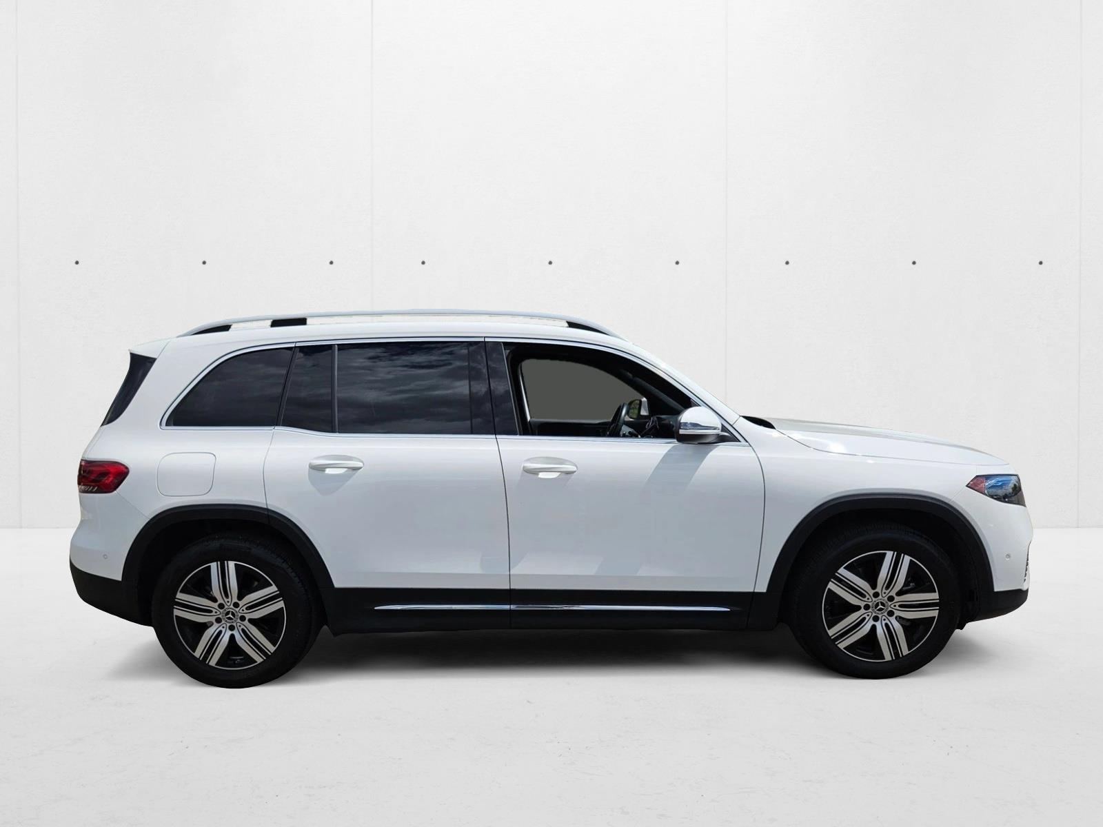 2023 Mercedes Benz EQB 250+ photo 2