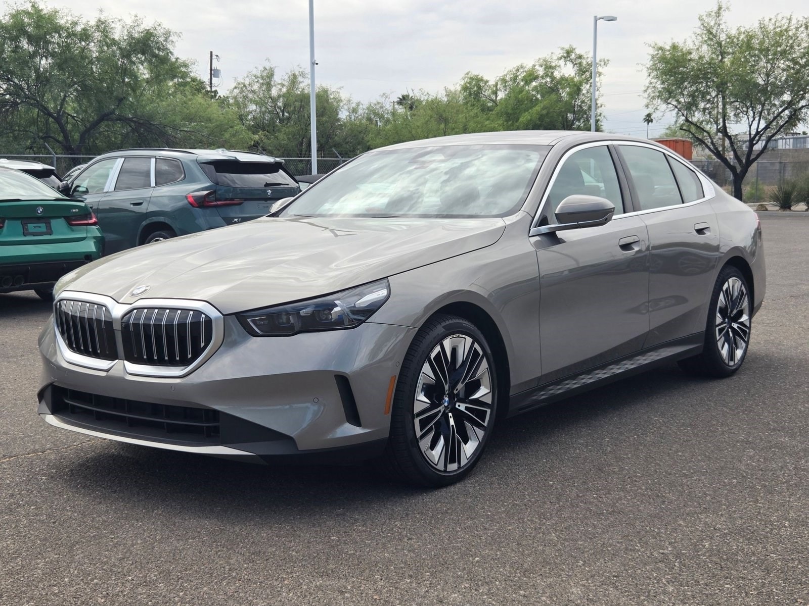 2025 BMW 5 Series 530i xDrive Sedan's photo
