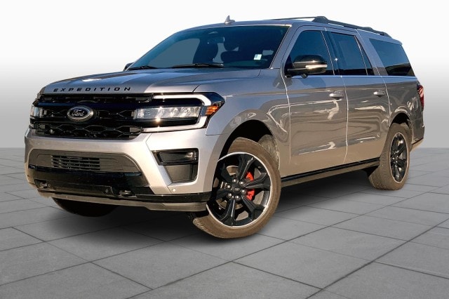 2022 Ford Expedition Limited's photo