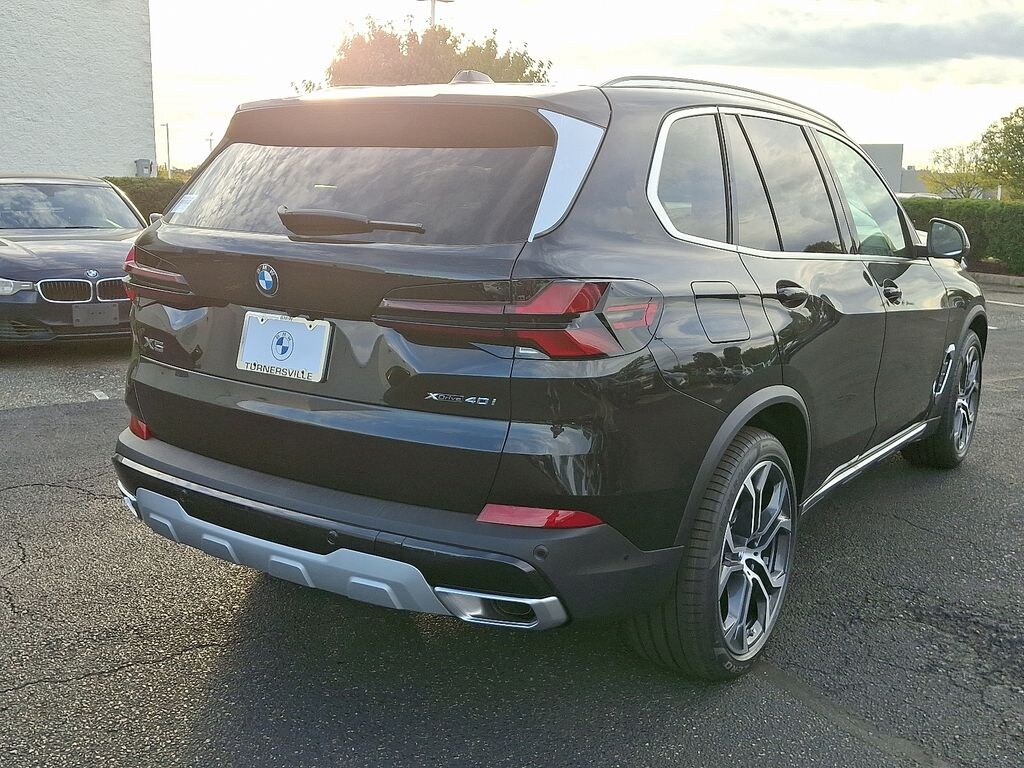 New 2026 BMW X5 xDrive40i SUV