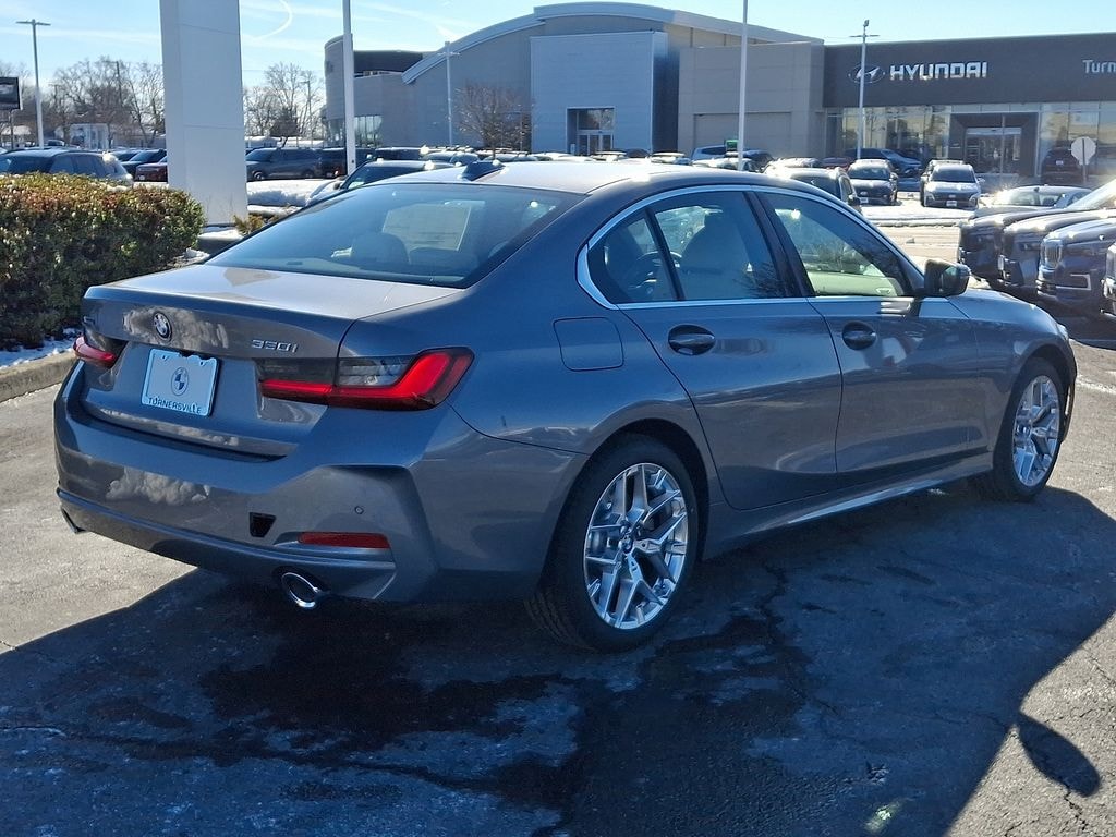 New 2026 BMW 330i xDrive Sedan