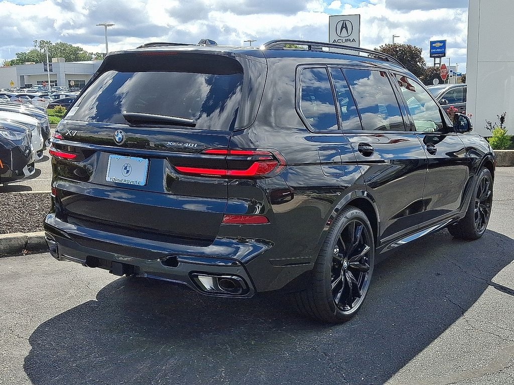 New 2026 BMW X7 xDrive40i SUV