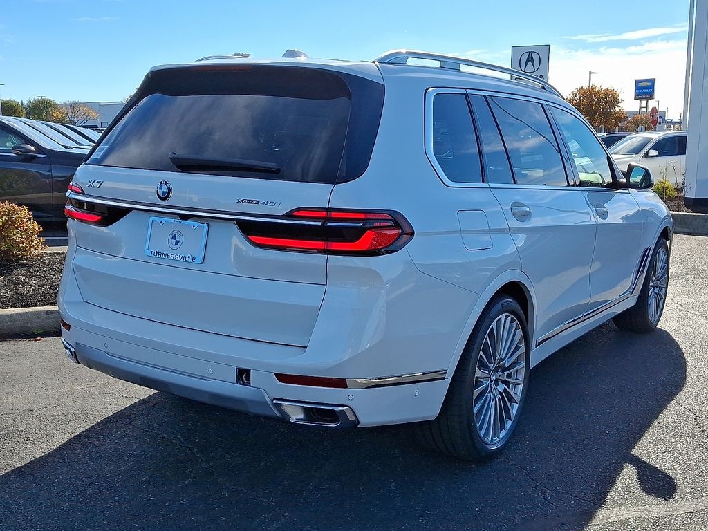 New 2026 BMW X7 xDrive40i SUV