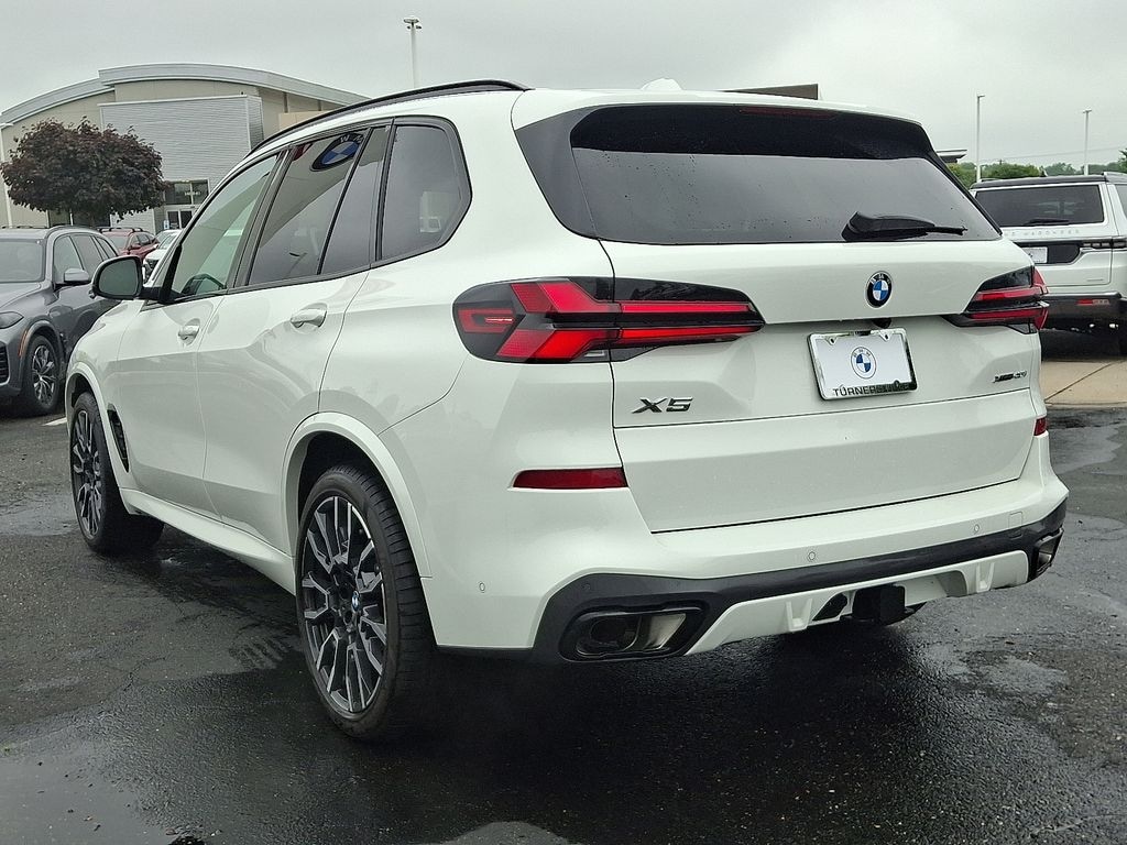 New 2026 BMW X5 xDrive40i SUV