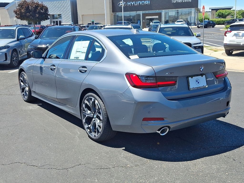 New 2026 BMW 330i xDrive Sedan