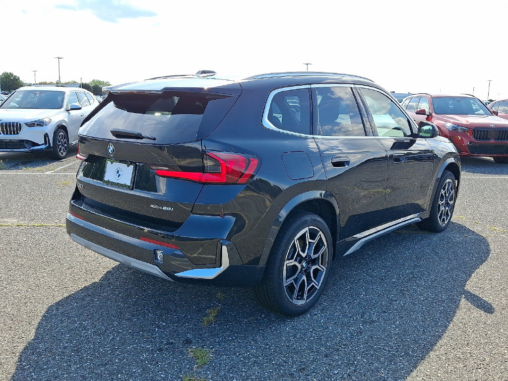 New 2027 BMW X1 xDrive28i SUV