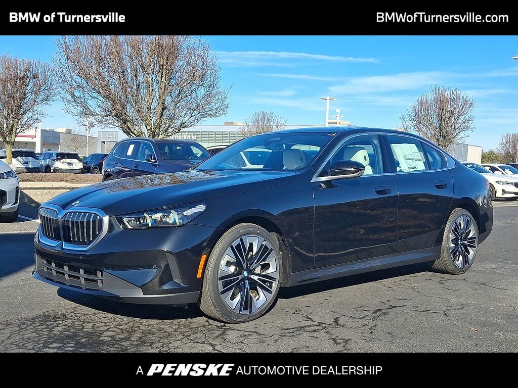 New 2026 BMW 530i xDrive Sedan