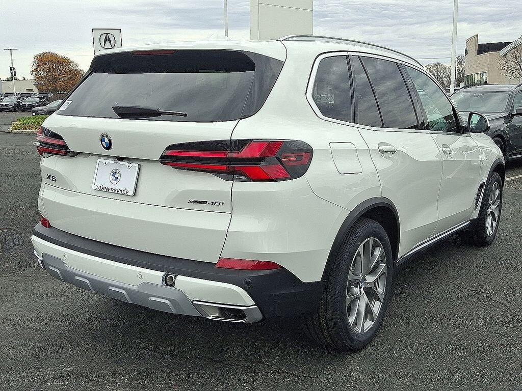 New 2026 BMW X5 xDrive40i SUV