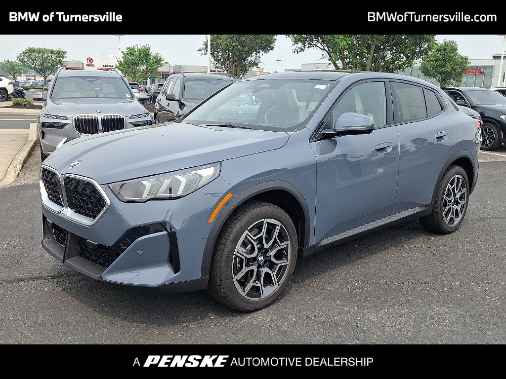 2026 BMW X2 28i