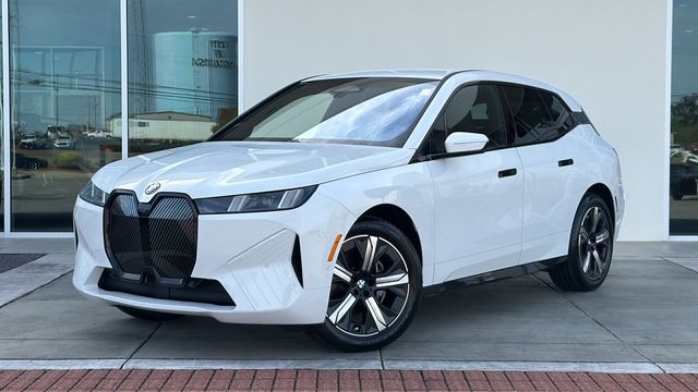 2026 BMW iX 45's photo