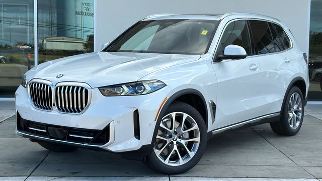 2026 BMW X5 40i's photo