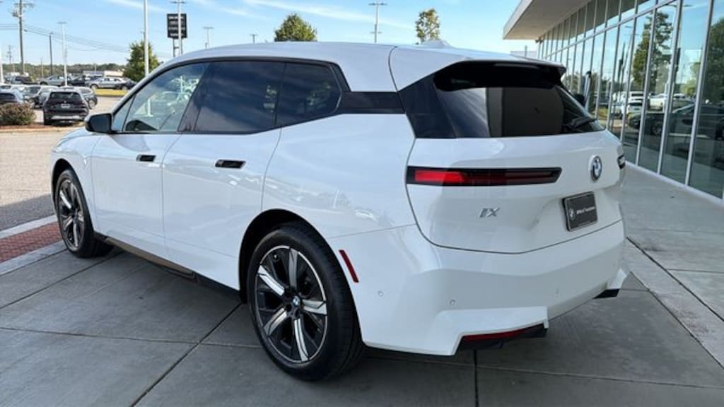 New 2026 BMW iX xDrive45 SUV