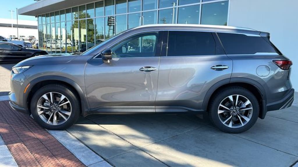 Used 2022 INFINITI QX60 Luxe SUV