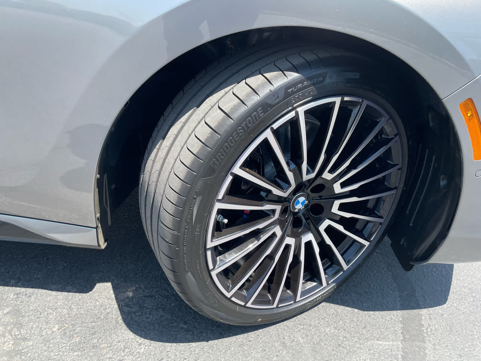 2025 BMW 7 Series 740i - Photo 20