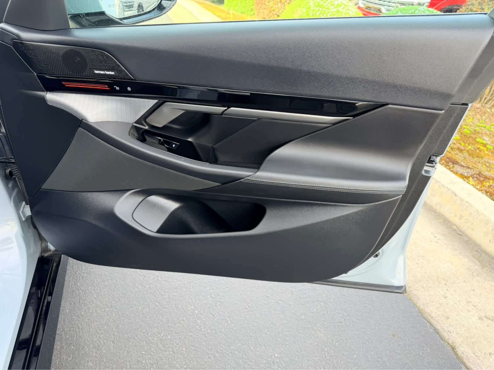 2026 BMW 5 Series 530i - Photo 21