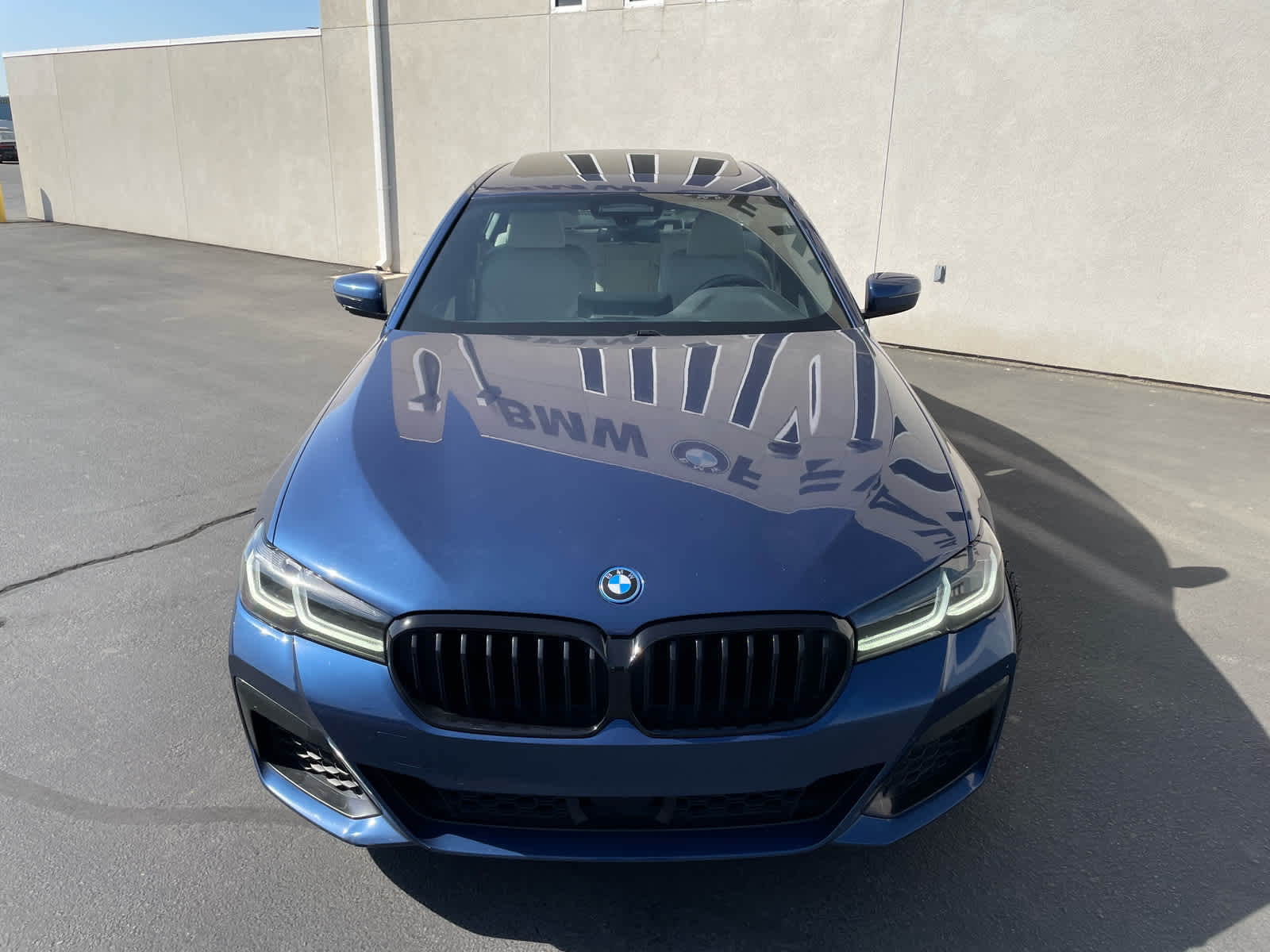 2022 Bmw 530e 5-Series photo 2